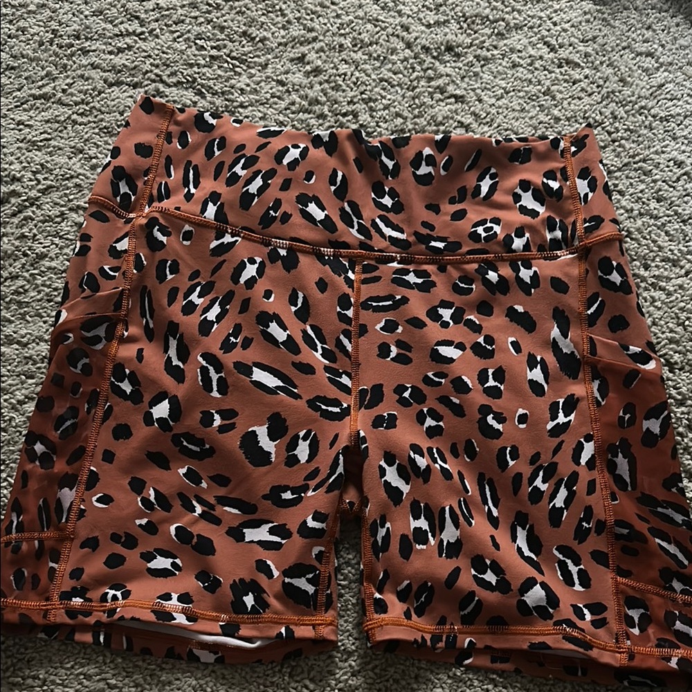 Fabletics Black and Brown powerhold Bike Shorts with Animal Print with pocket
